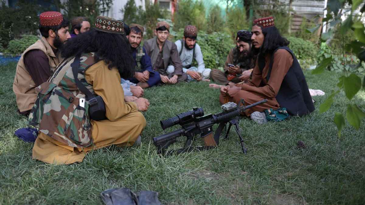 Tálibán si předvolává tlumočníky pro Nizozemce